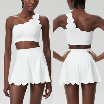 S / White