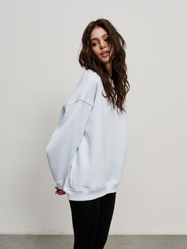 S / White